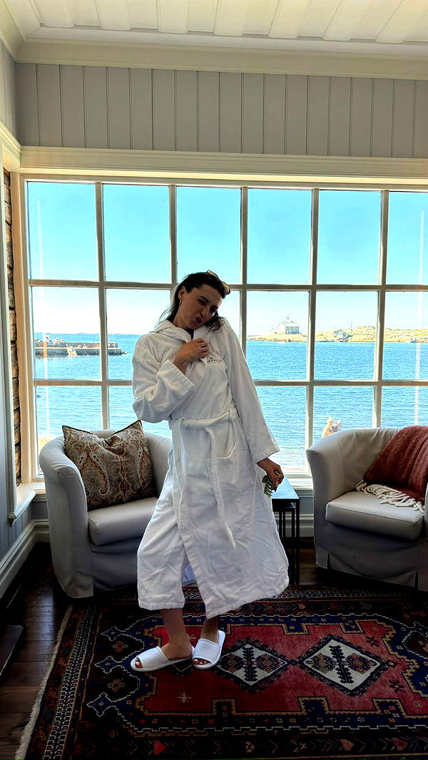 mathilda_bergs image ~ Altpins