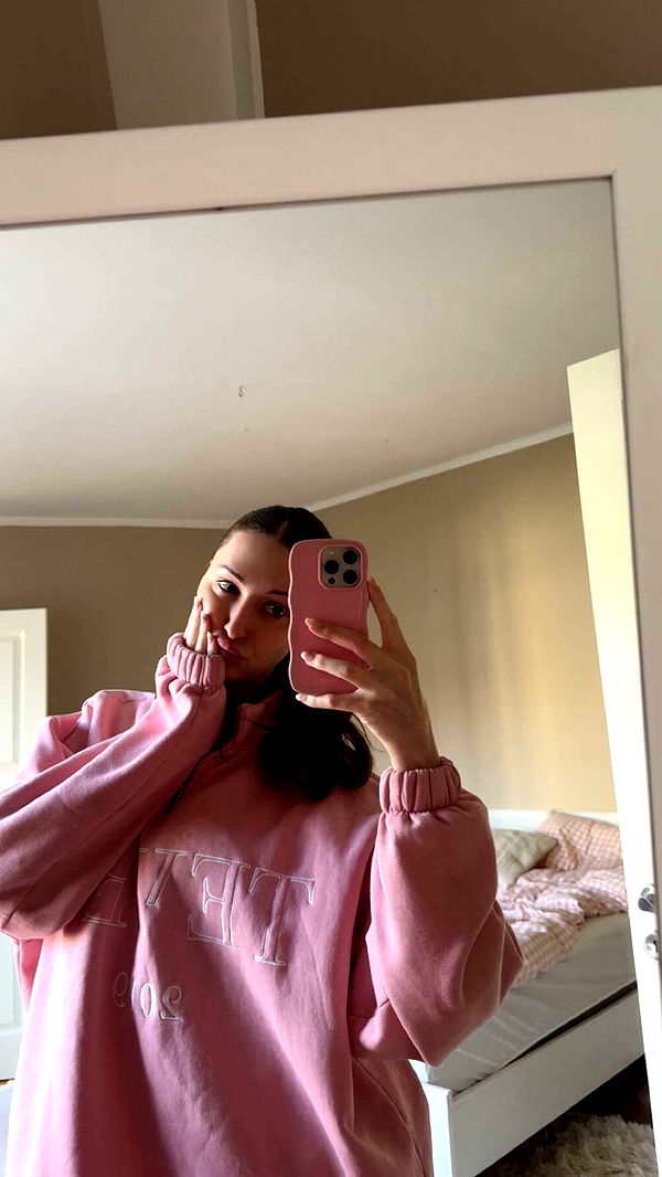 mathilda_bergs image ~ Altpins