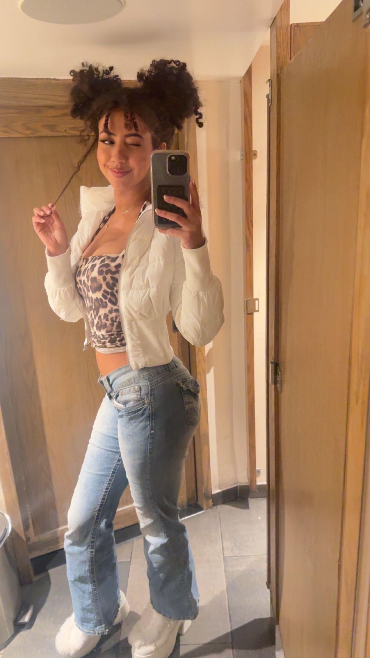 mbeeco snapchat image archive image