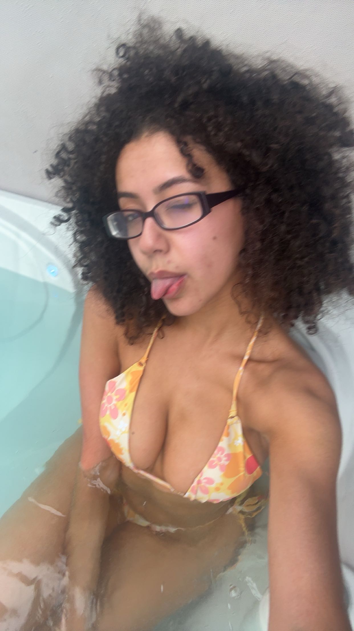 mbeeco snapchat image archive image