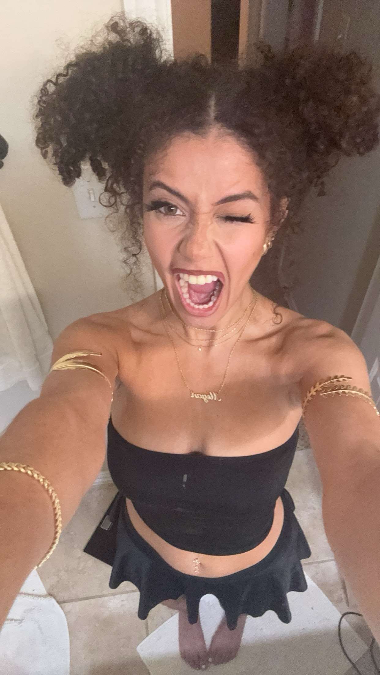 mbeeco snapchat image archive image