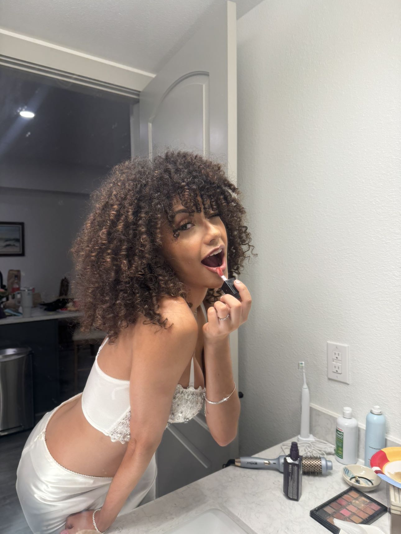 mbeeco snapchat image archive image