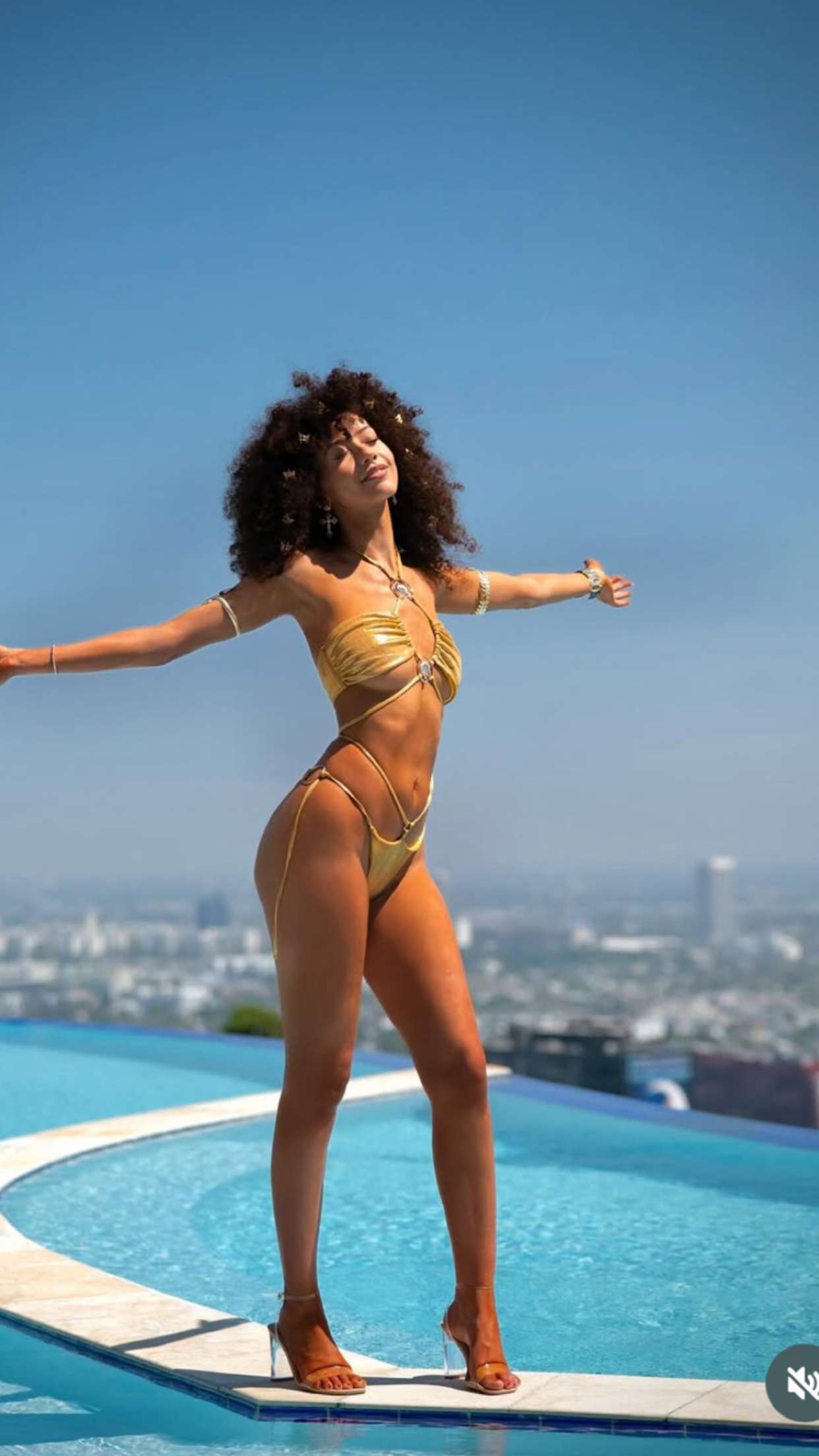 mbeeco snapchat image archive image