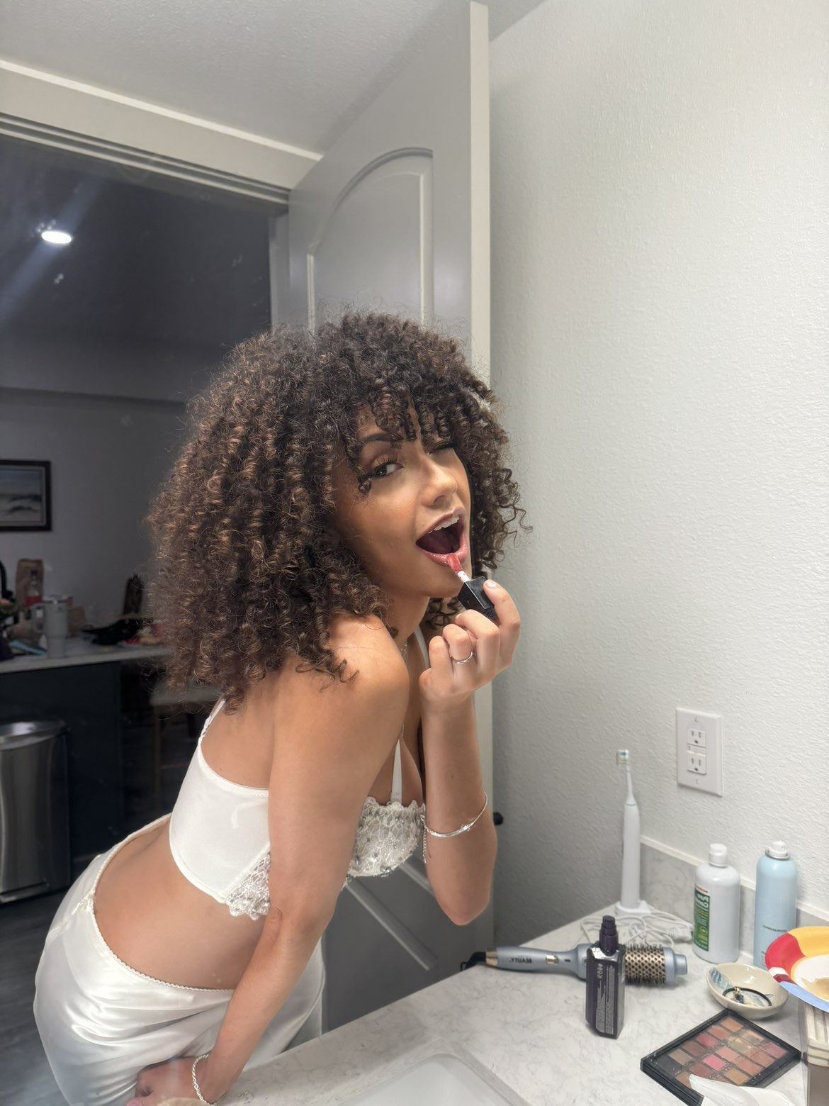 mbeeco snapchat image archive image