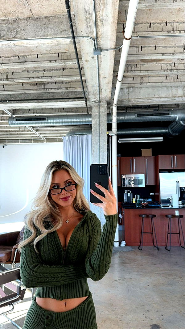 mbuccola97 image ~ Altpins