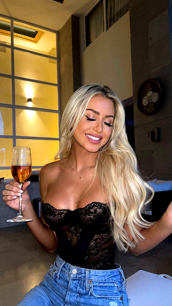 mbuccola97 snapchat image archive image