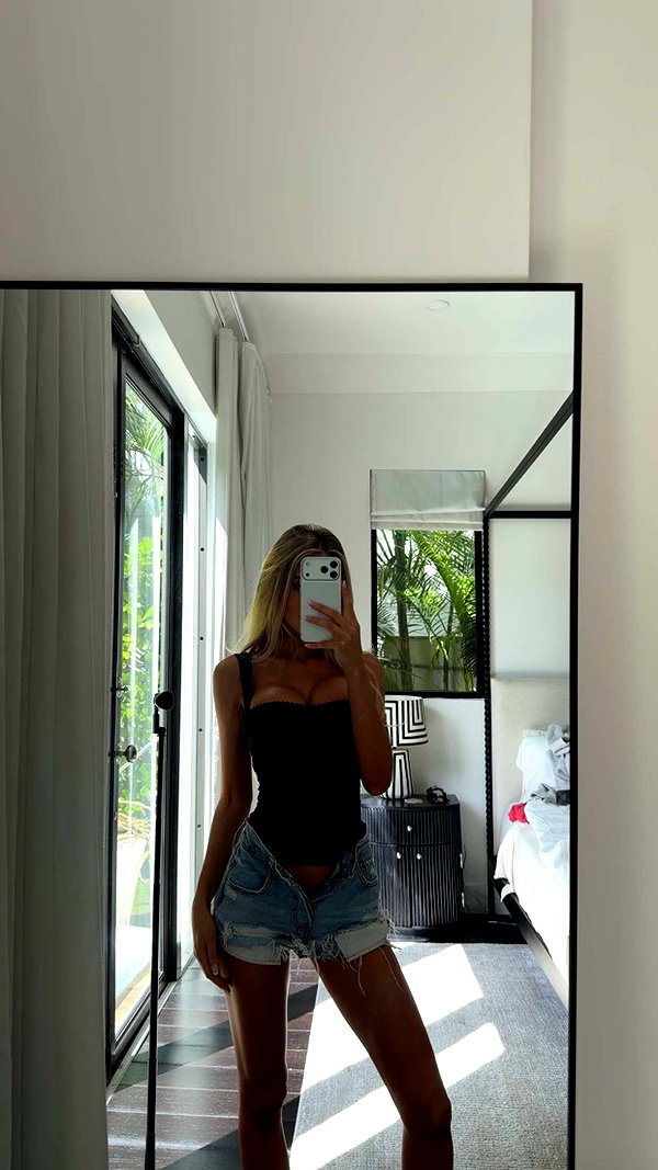mbuccola97 snapchat image archive image