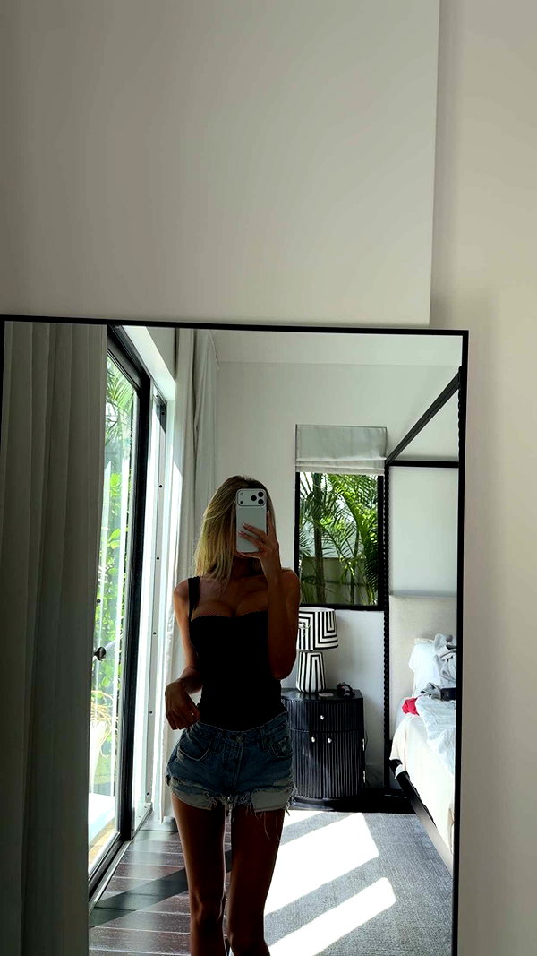 mbuccola97 snapchat image archive image