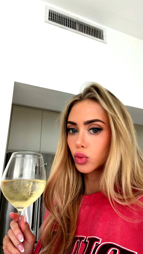 mbuccola97 snapchat image archive image