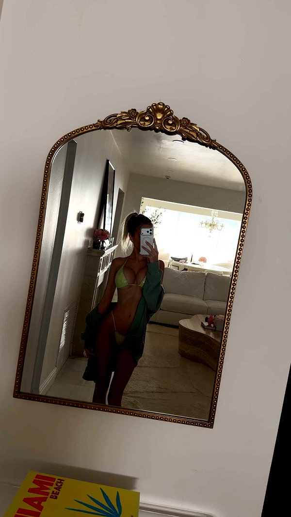 mbuccola97 snapchat image archive image