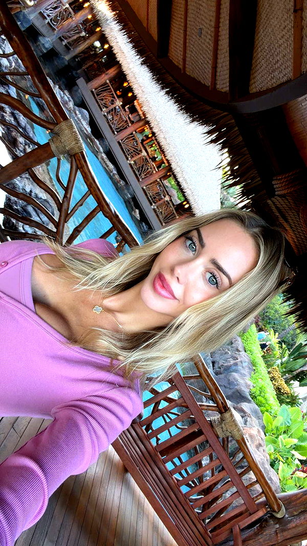 mbuccola97 image ~ Altpins