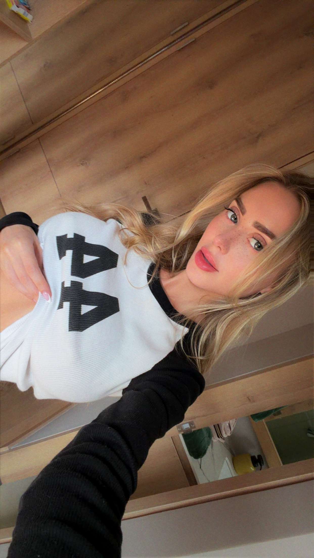 mbuccola97 snapchat image archive image