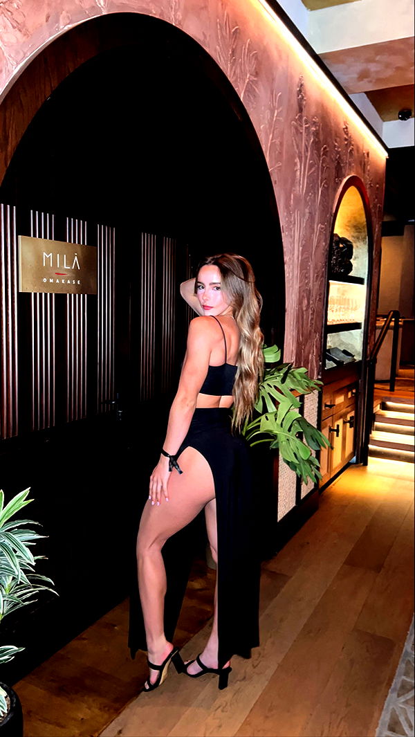 meelahrobbins image ~ Altpins