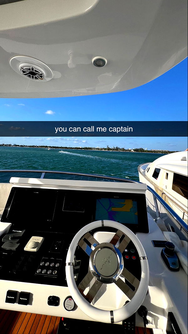 meelahrobbins image ~ Altpins