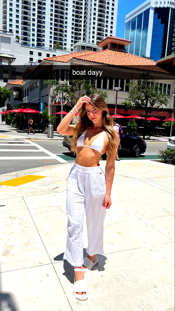 meelahrobbins image ~ Altpins