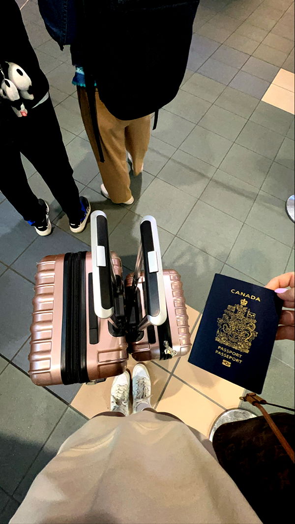 meelahrobbins image ~ Altpins