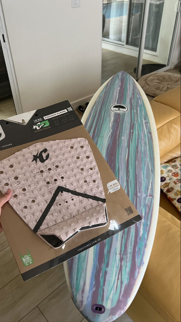 meelahrobbins snapchat image archive image