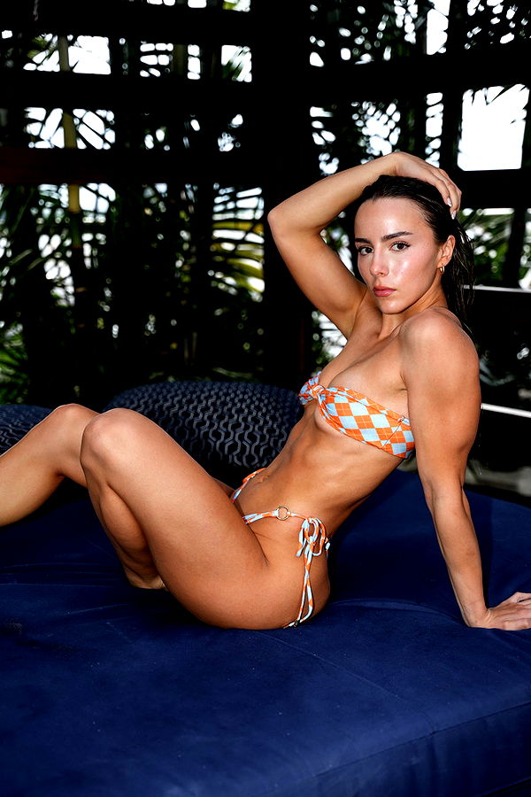 meelahrobbins image ~ Altpins