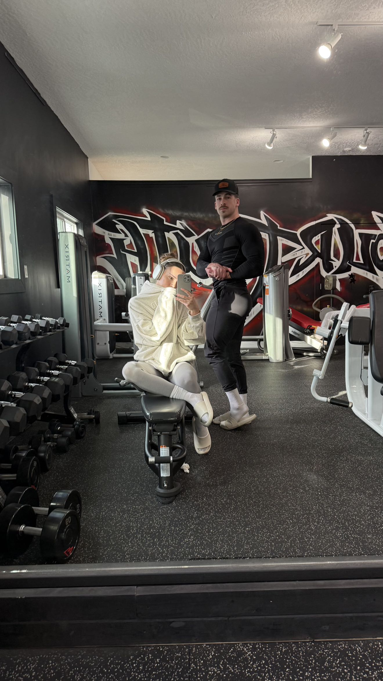 meelahrobbins snapchat image archive image