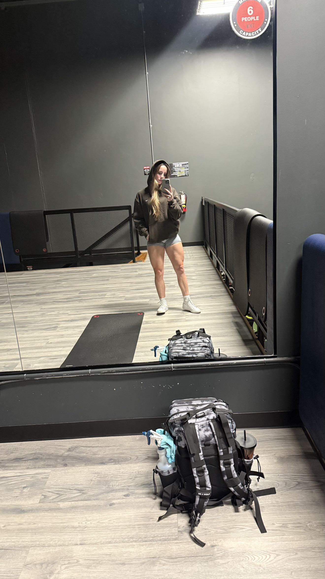 meelahrobbins snapchat image archive image