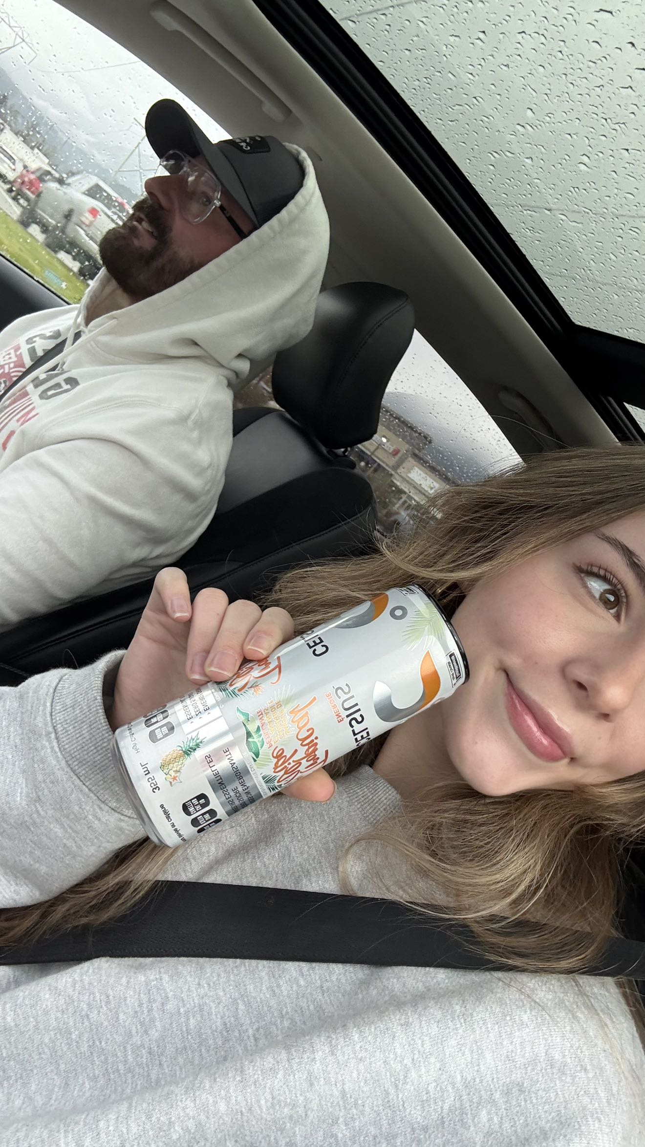 meelahrobbins snapchat image archive image