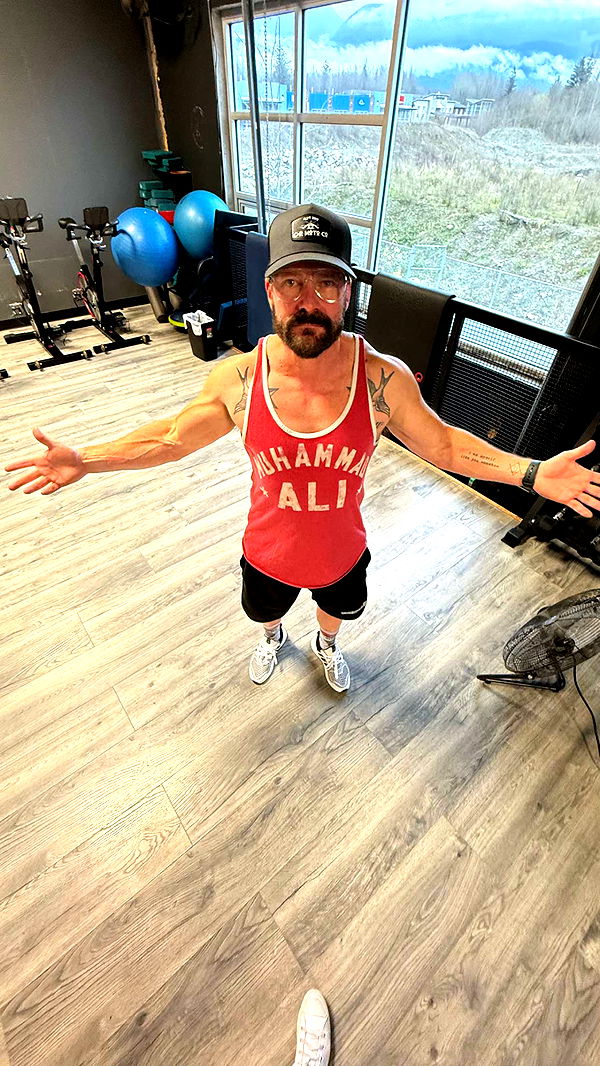 meelahrobbins image ~ Altpins