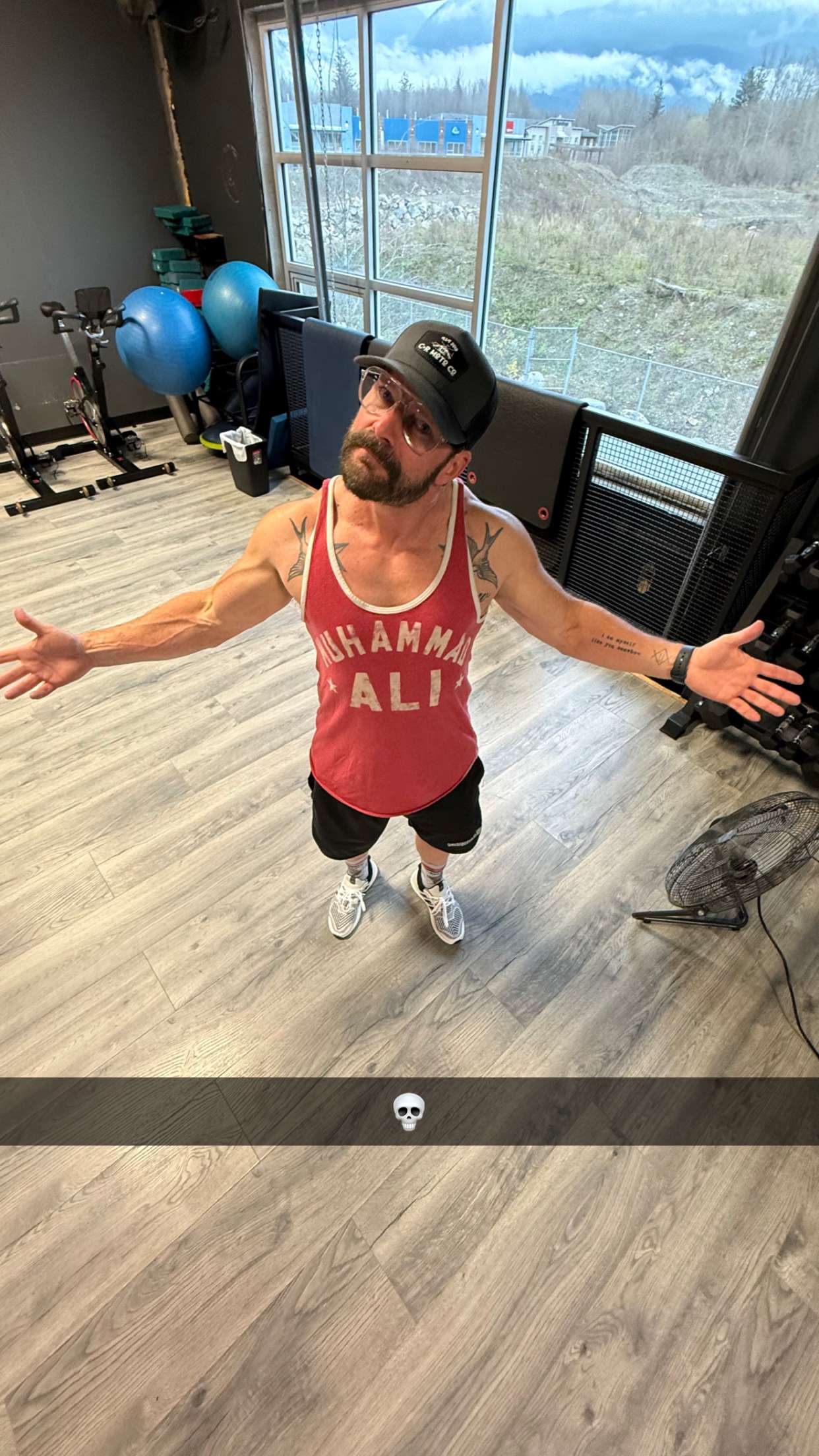 meelahrobbins snapchat image archive image