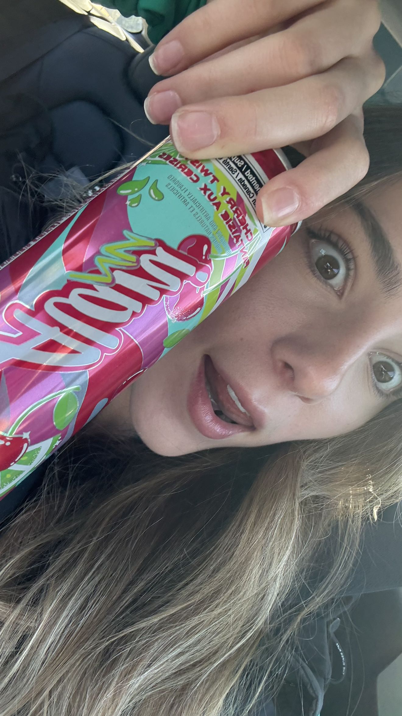 meelahrobbins snapchat image archive image