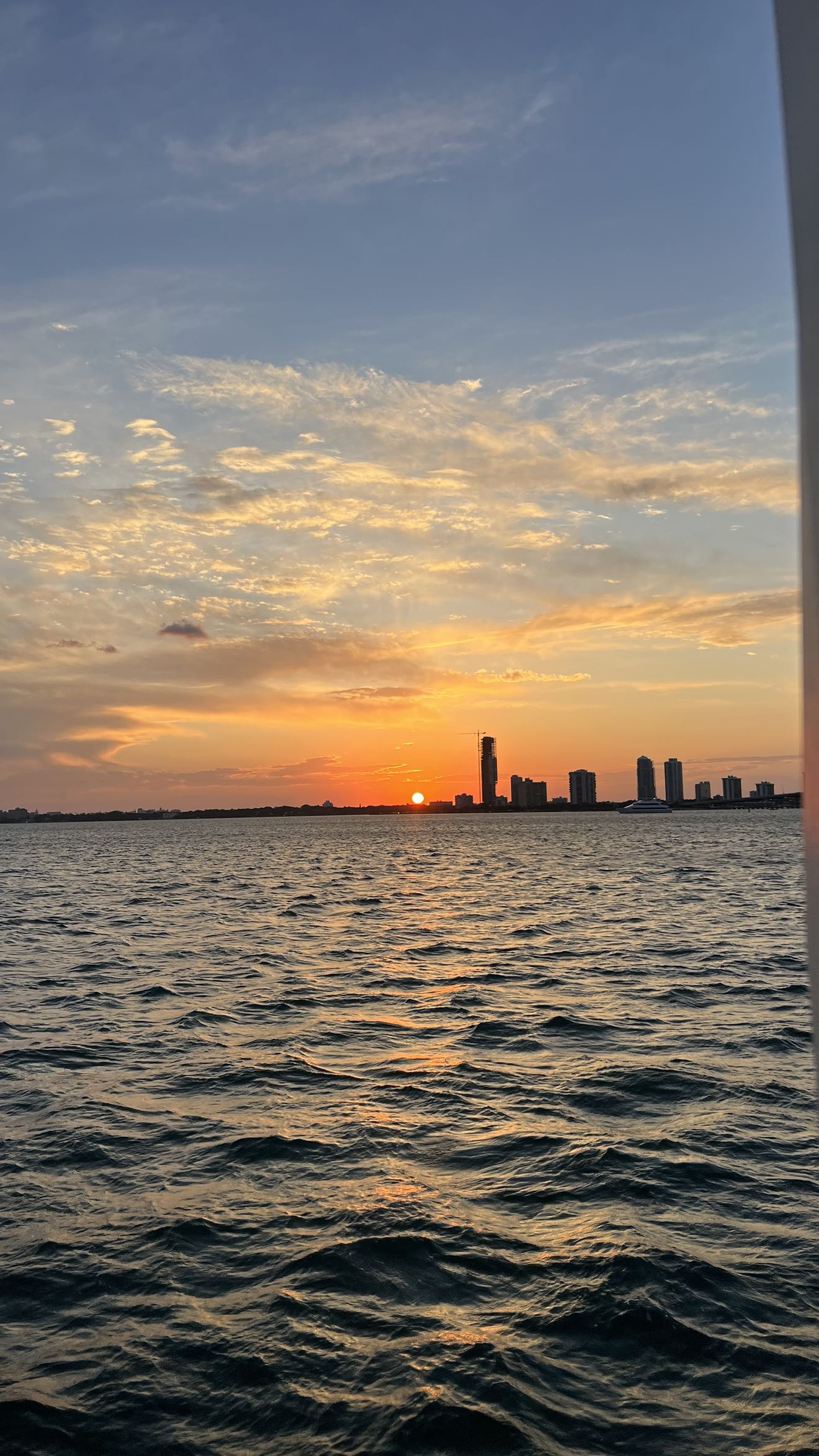 meelahrobbins snapchat image archive image