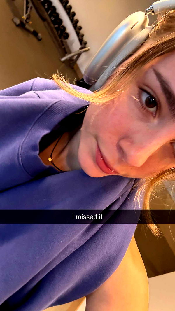 meelahrobbins image ~ Altpins