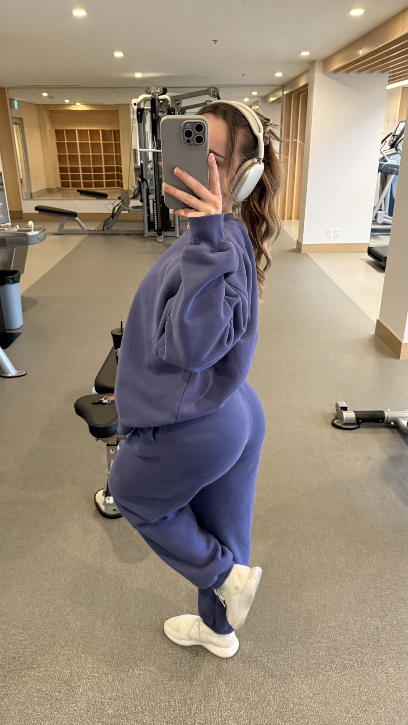 meelahrobbins snapchat image archive image