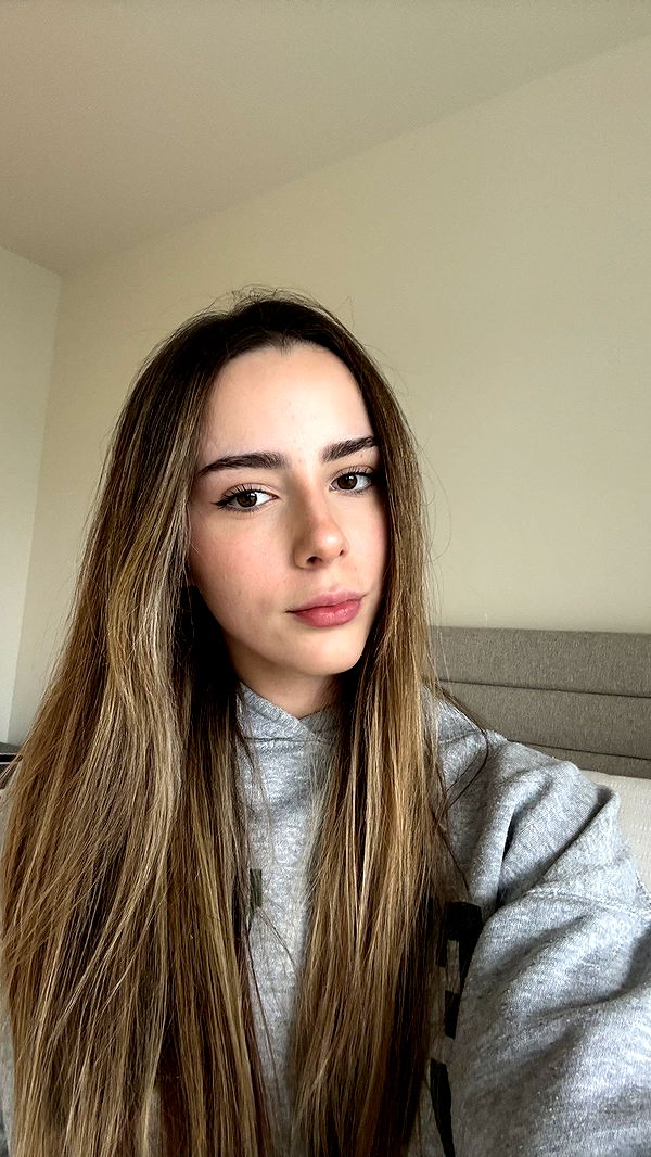 meelahrobbins image ~ Altpins