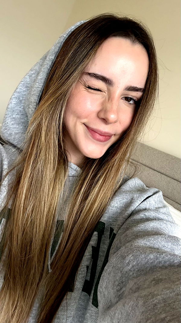 meelahrobbins image ~ Altpins