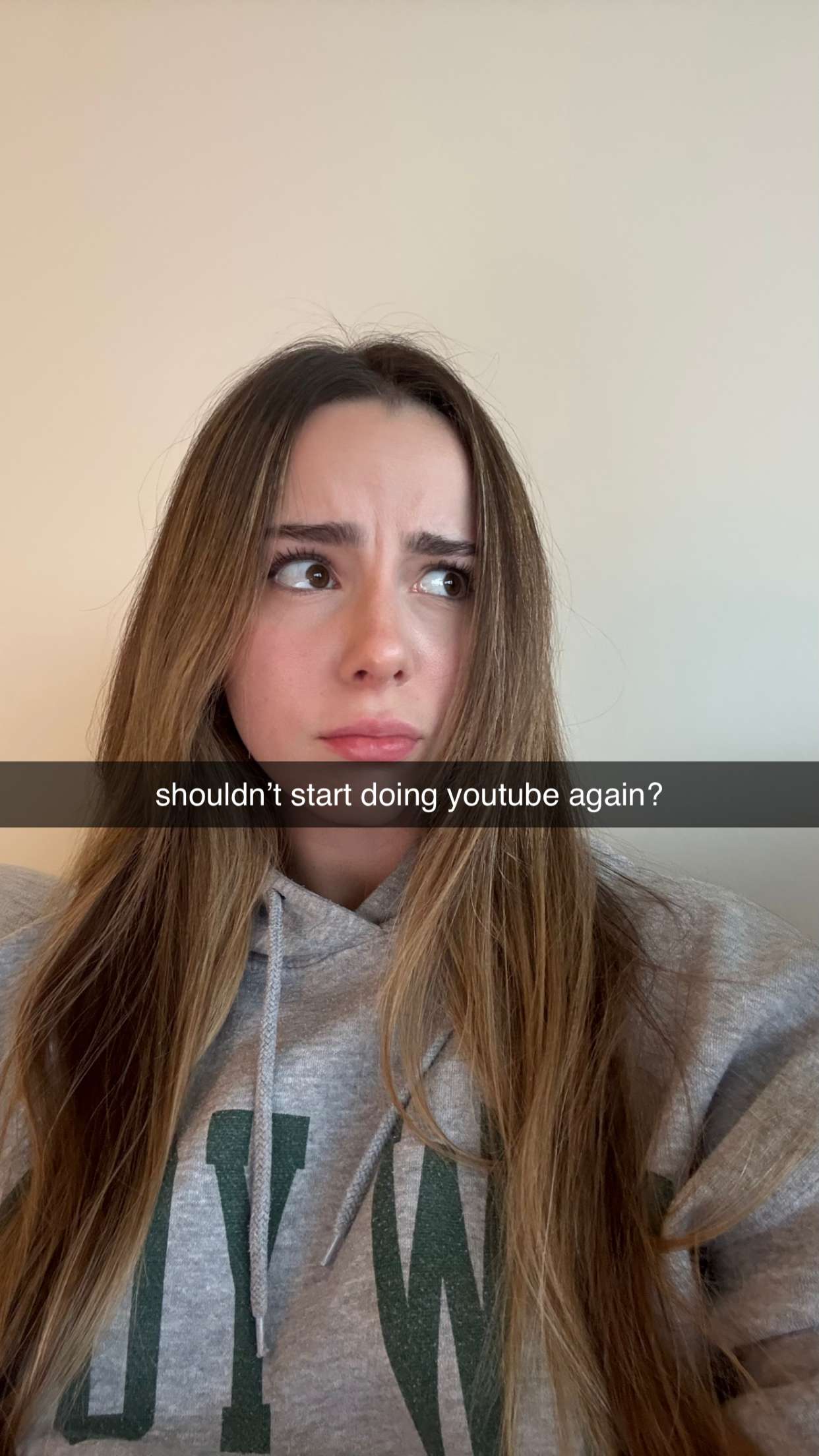 meelahrobbins snapchat image archive image