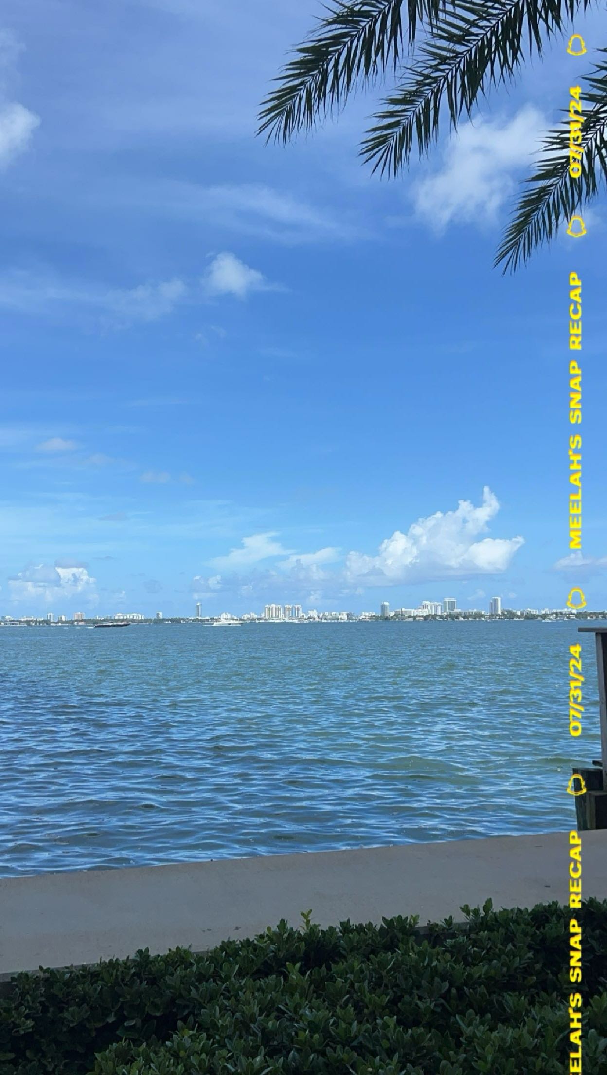 meelahrobbins snapchat image archive image