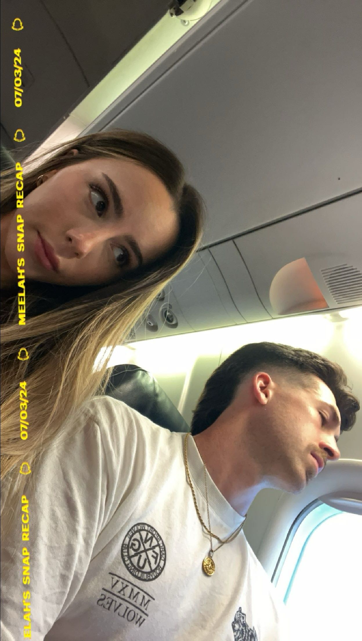 meelahrobbins snapchat image archive image