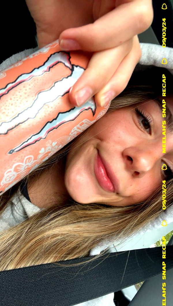 meelahrobbins image ~ Altpins