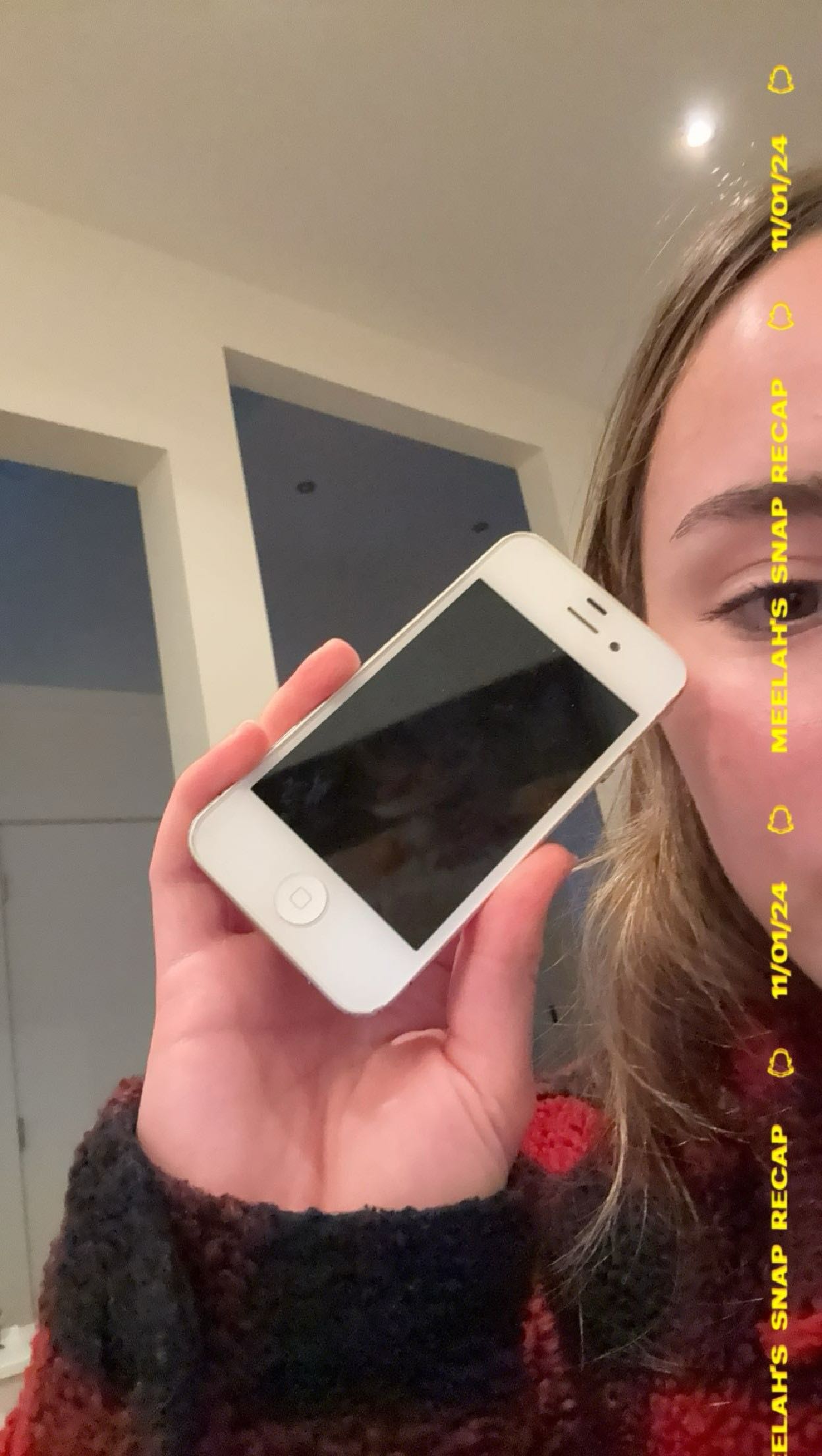 meelahrobbins snapchat image archive image