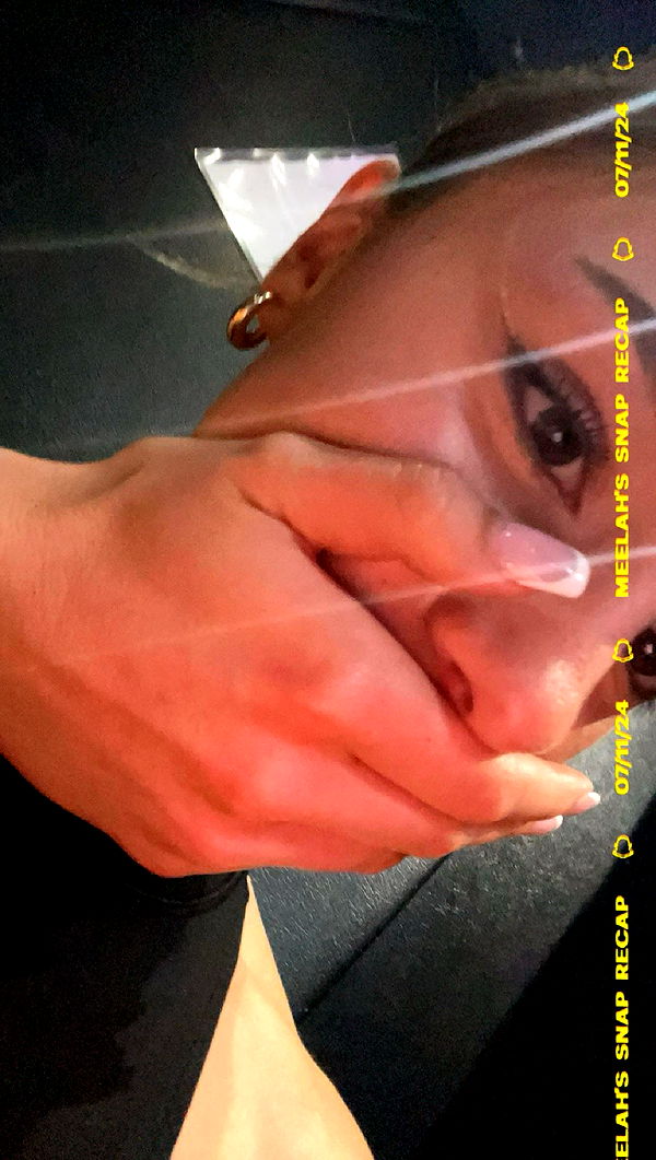 meelahrobbins image ~ Altpins