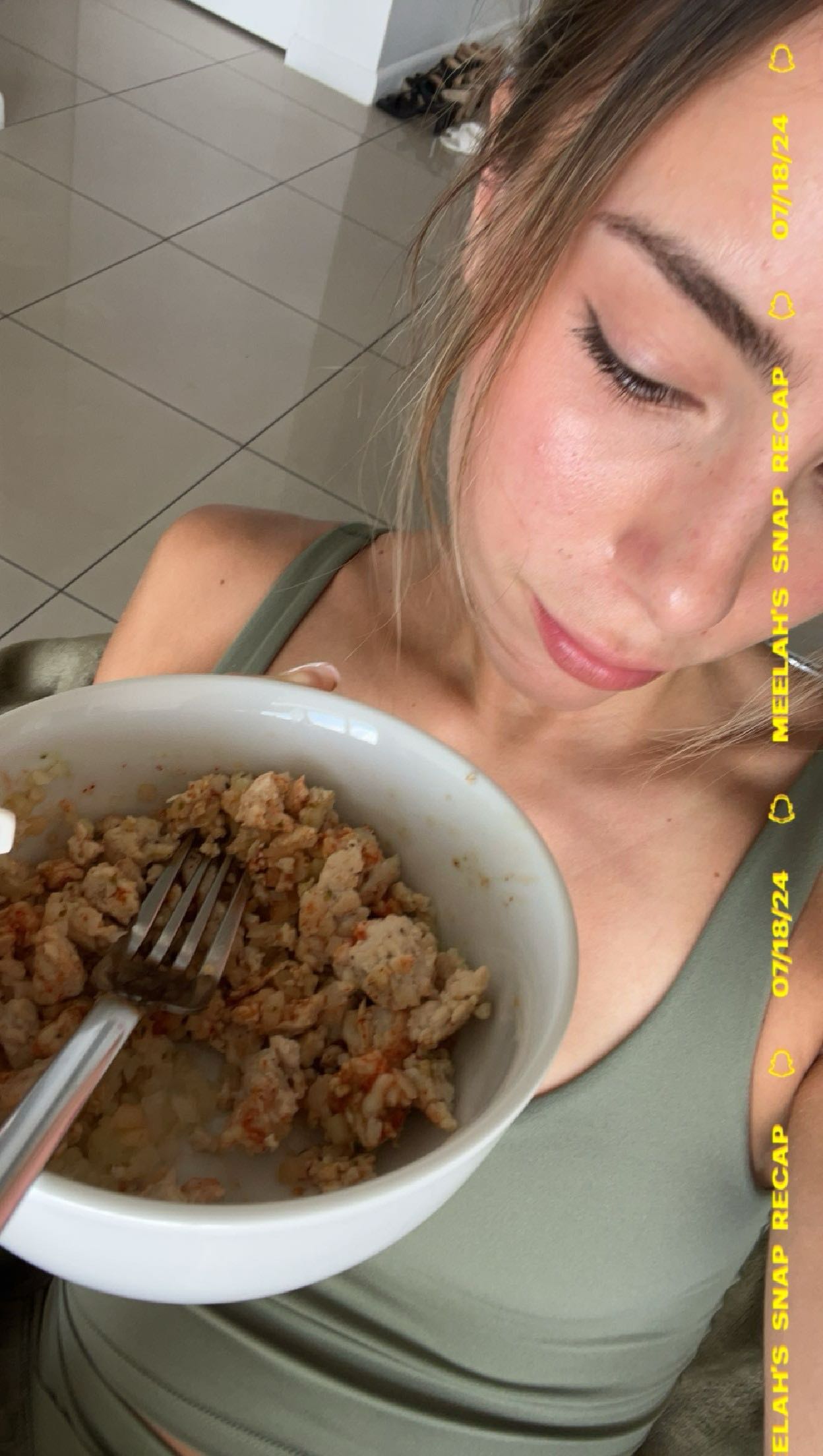 meelahrobbins snapchat image archive image