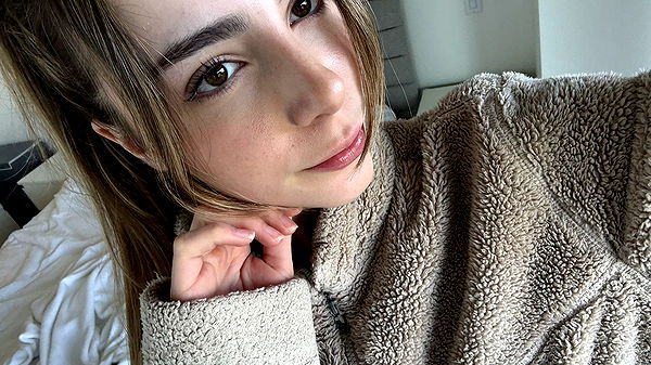 meelahrobbins image ~ Altpins