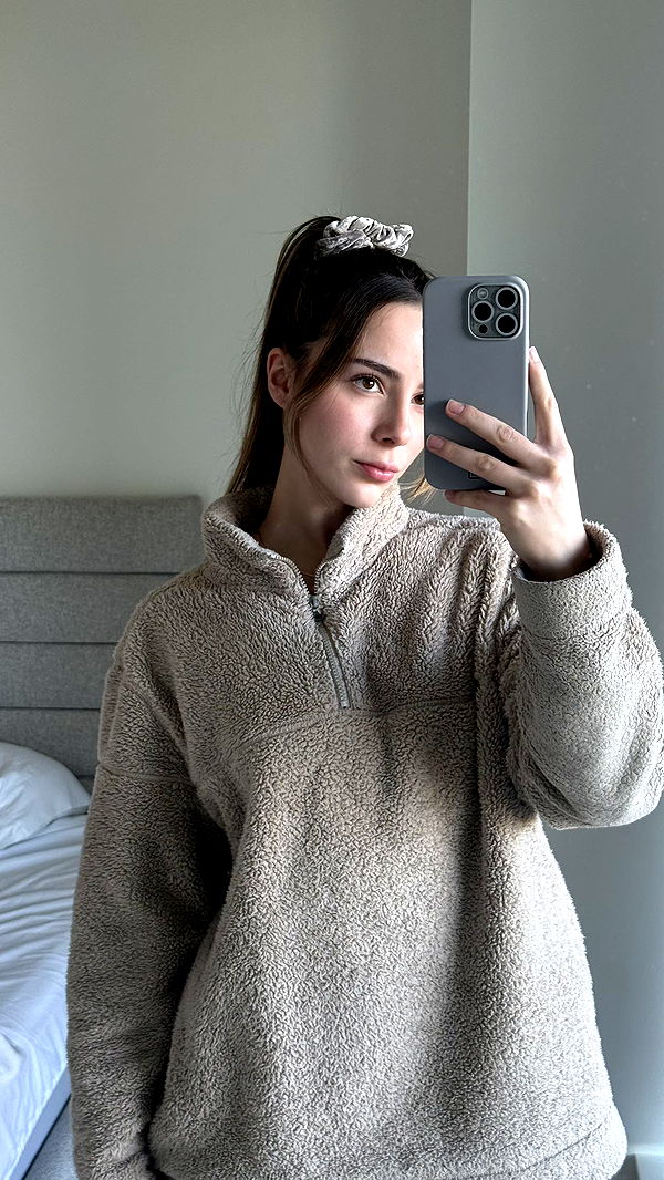 meelahrobbins image ~ Altpins