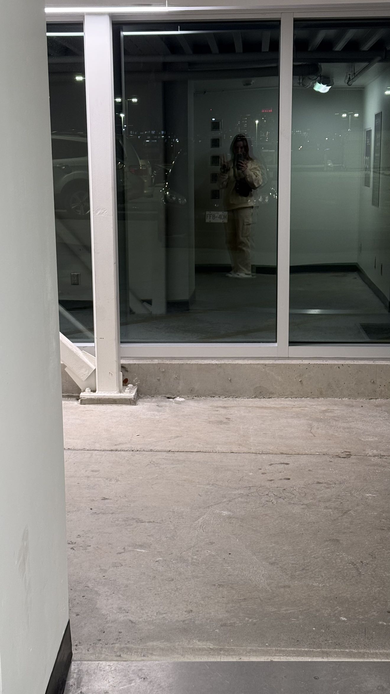 meelahrobbins snapchat image archive image