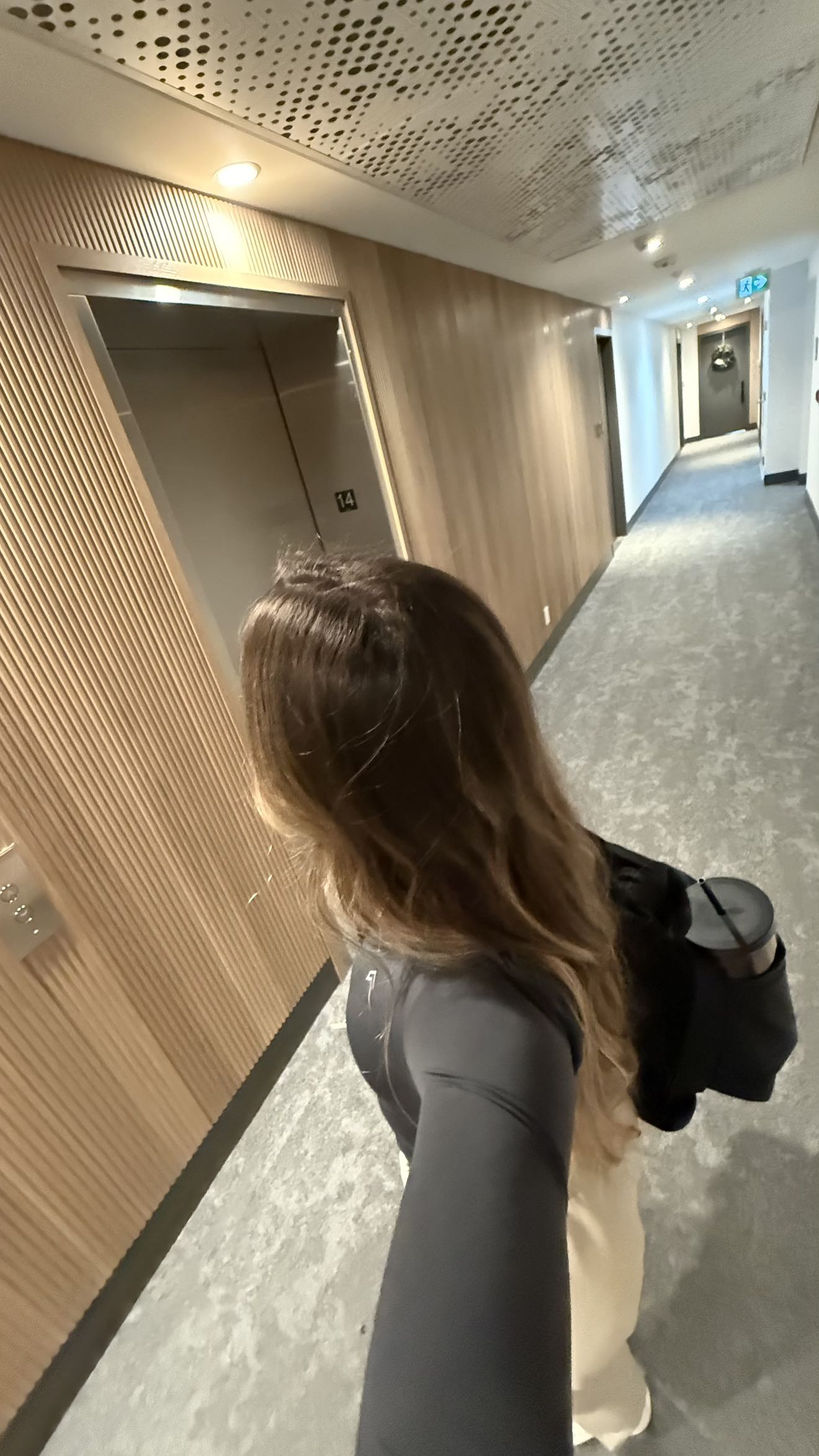 meelahrobbins snapchat image archive image