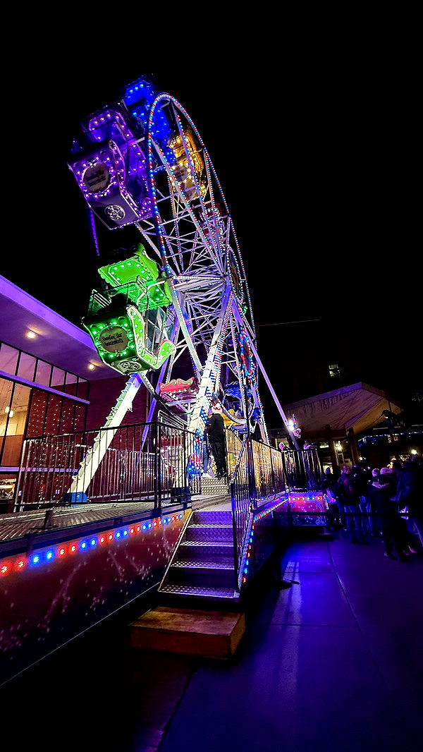 meelahrobbins image ~ Altpins