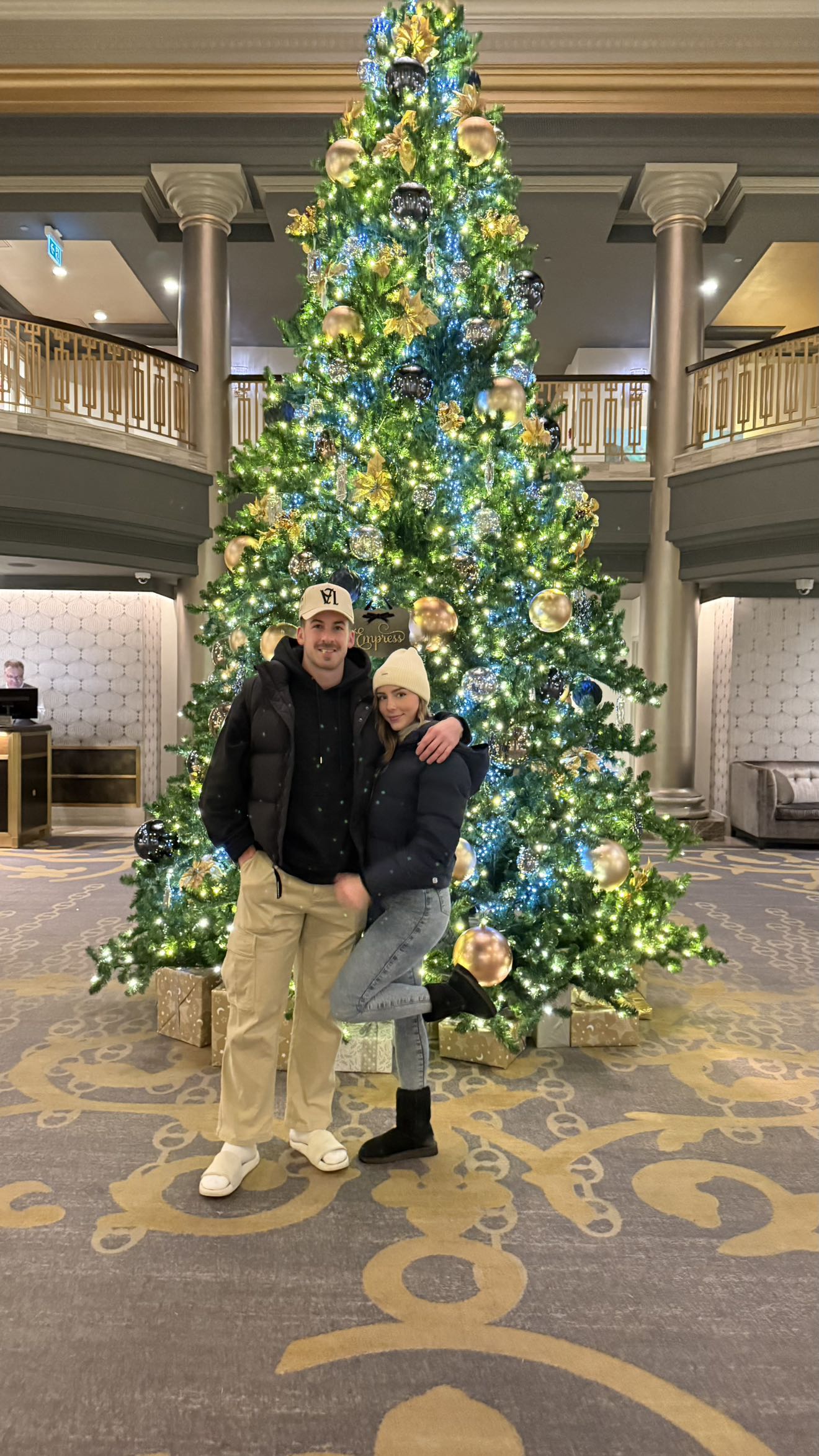 meelahrobbins snapchat image archive image