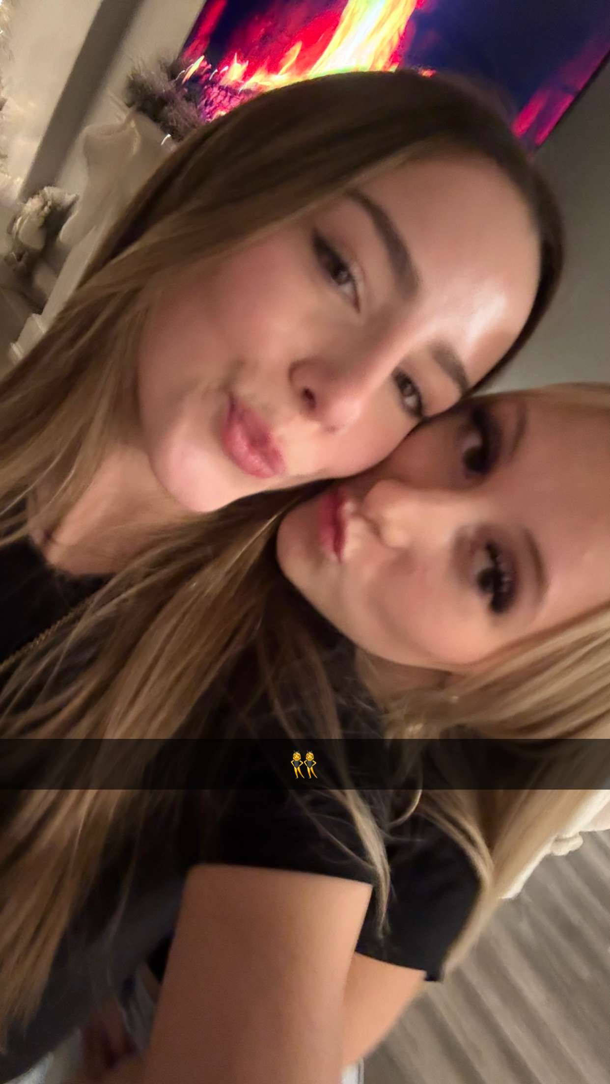 meelahrobbins snapchat image archive image