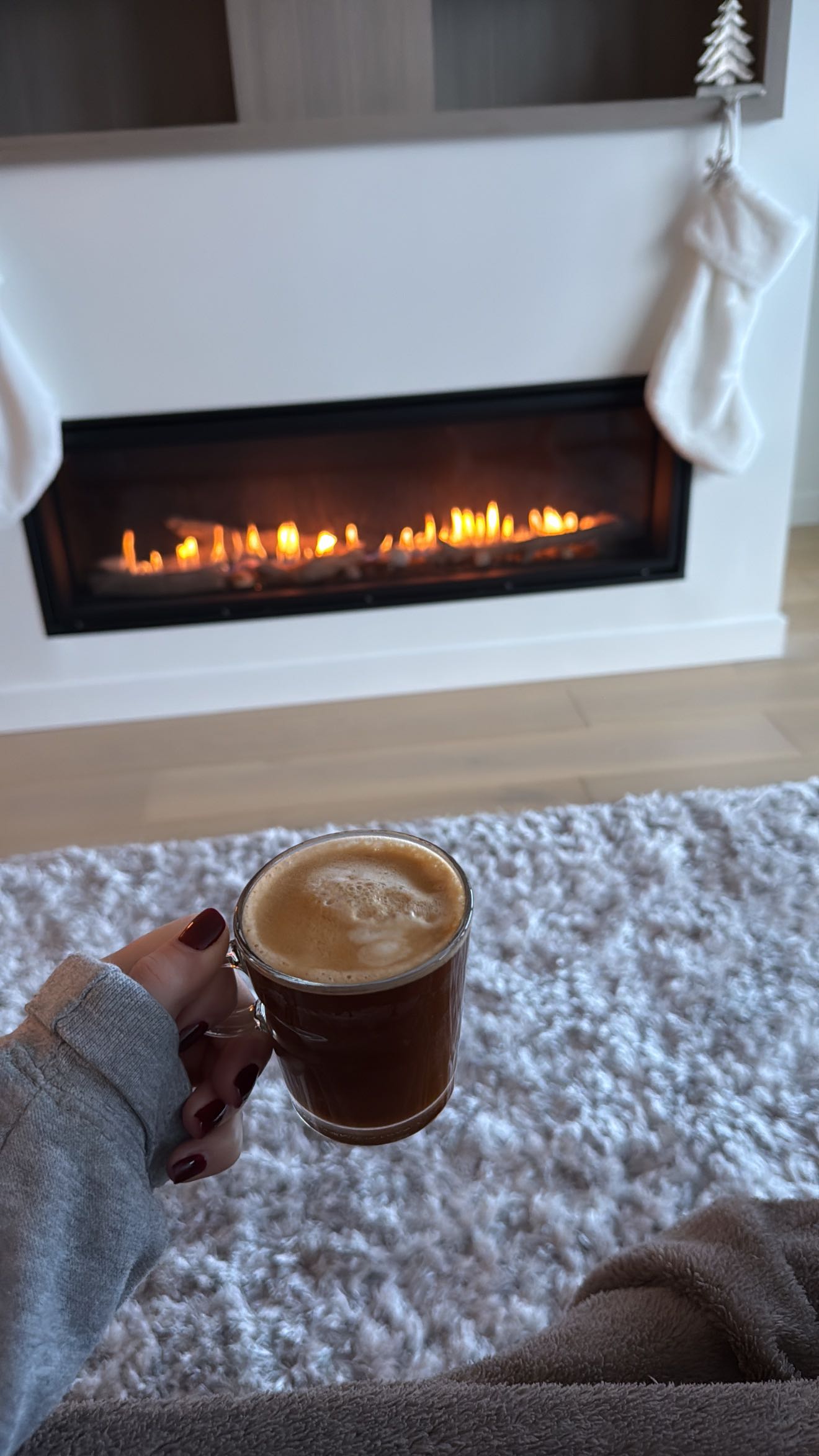 meelahrobbins snapchat image archive image