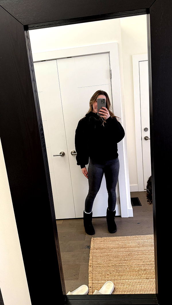 meelahrobbins image ~ Altpins