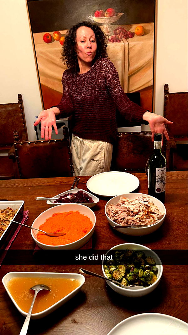 meelahrobbins image ~ Altpins